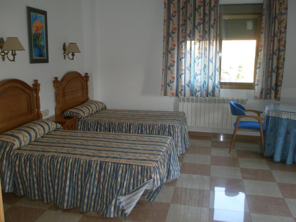 Hostal Los Rosales Alcaraz Pokój zdjęcie